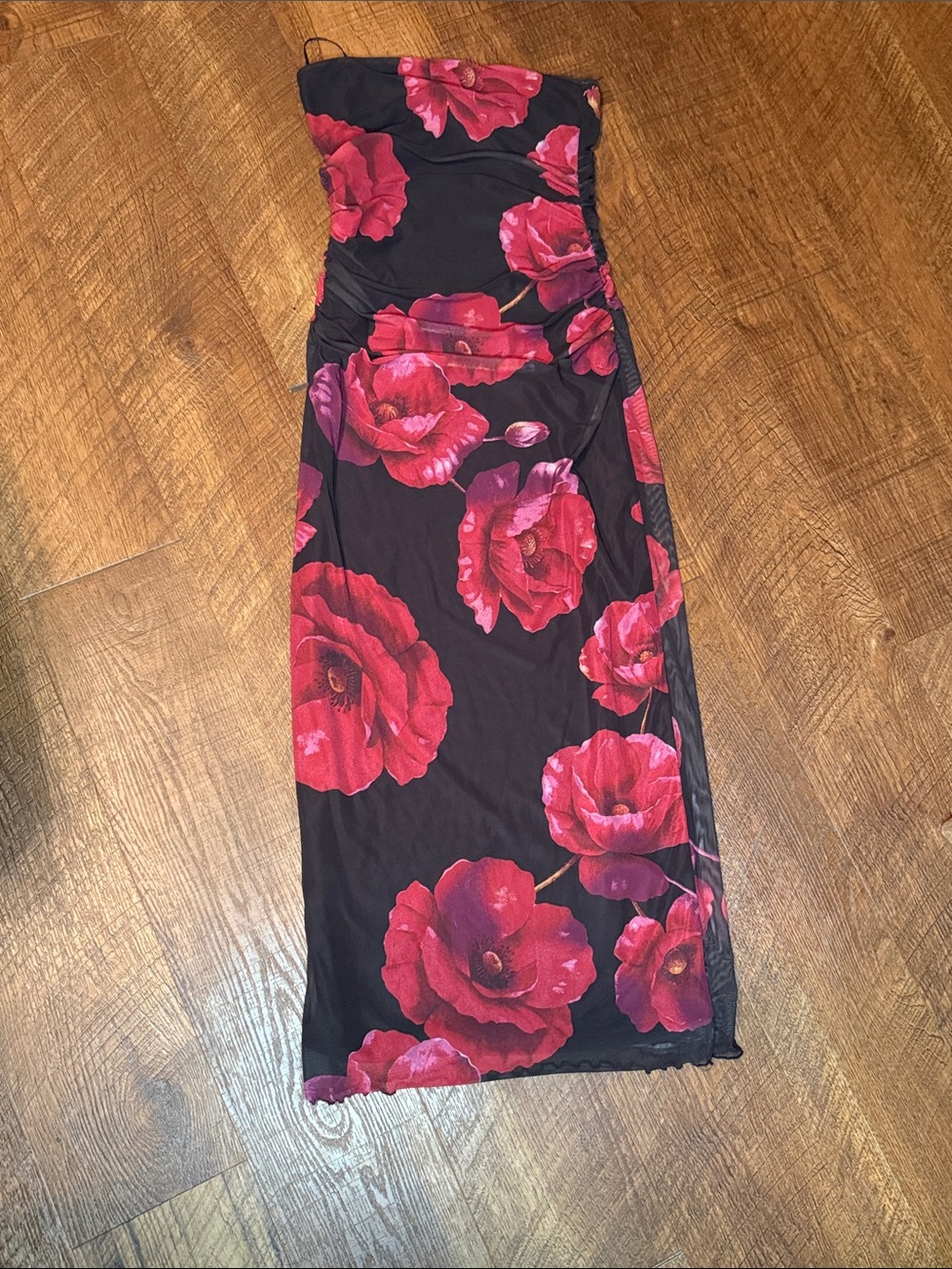 Urban Heritage Large Strapless Black Red Floral Ruched Mesh Midi Dress